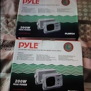 Pyle 200w water proof speakers